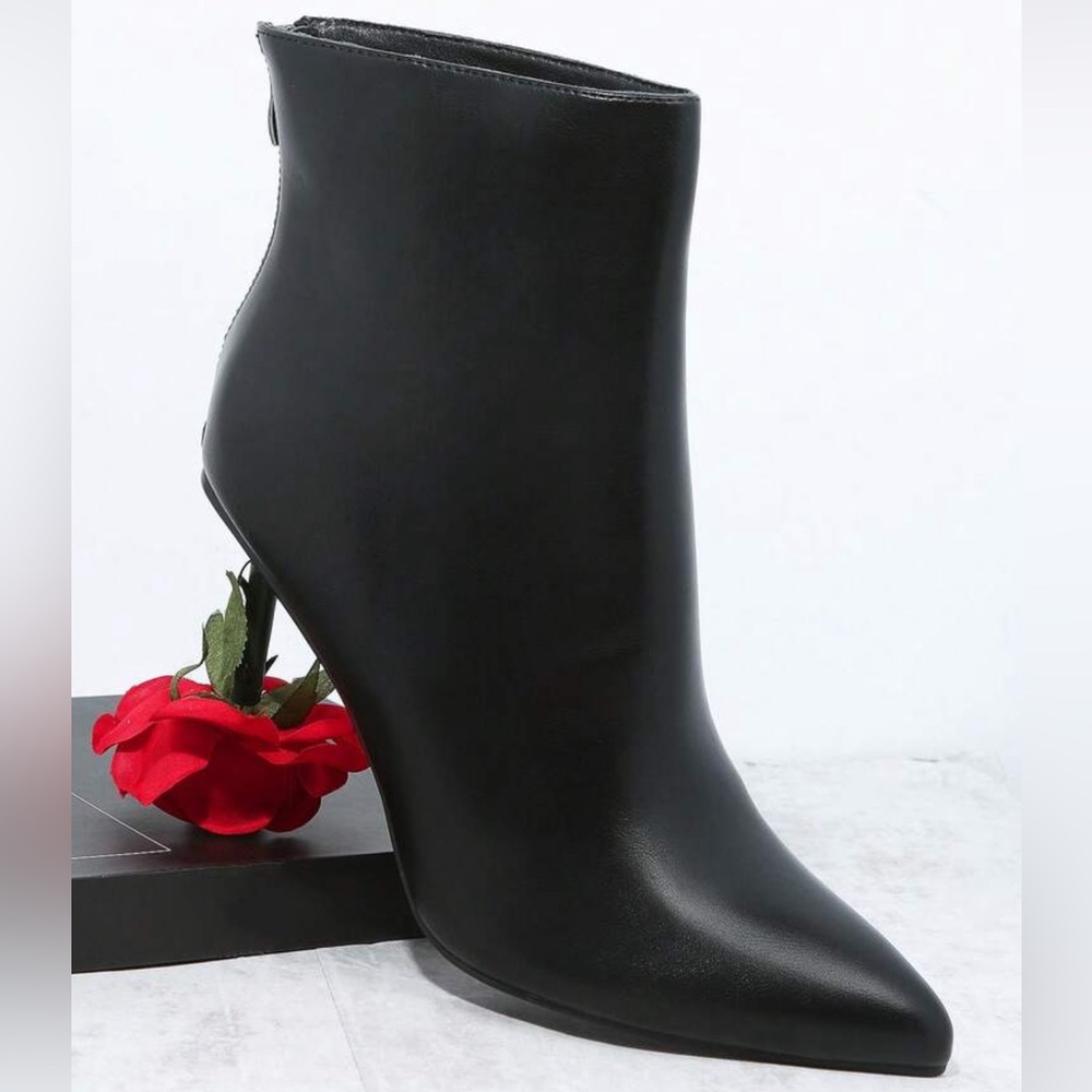 Elegant Black Ankle Boots sz 10